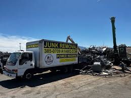 Best Residential Junk Removal  in Siloam Springs, AR